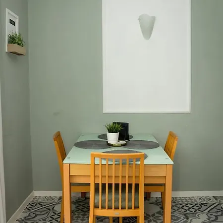 Beachfront & Seaview Apartment