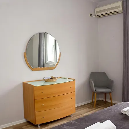 Apartment Beachfront & Seaview